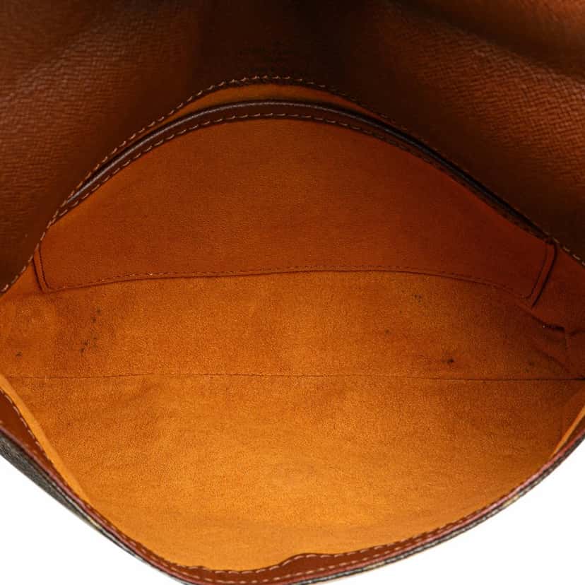 Louis Vuitton Monogram Musette Tango Short Strap Brown Canvas Good condition - Model View