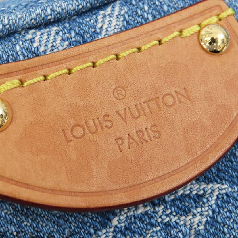Louis Vuitton Monogram Denim Croissant MM Blue Denim Good condition - Box View