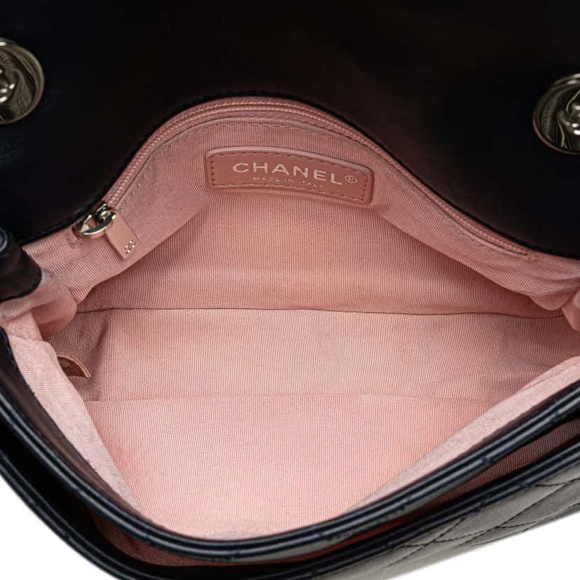 Chanel Quilted Lambskin and Tweed Elegant Trim Flap Blue Leather Very good condition - Model View