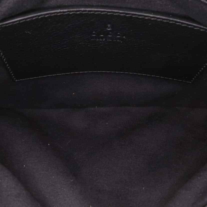 Gucci GG Marmont Matelasse Patent Shoulder Bag Black Leather Good condition - Model View
