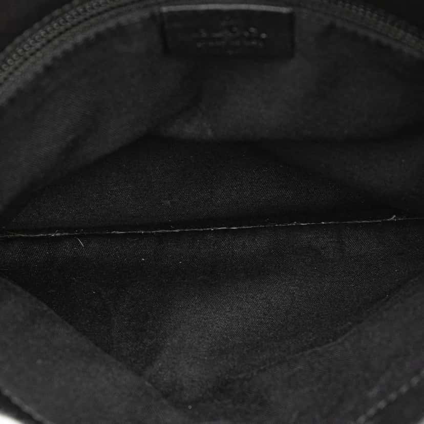 Gucci Guccissima Crossbody Black Leather Good condition - Model View