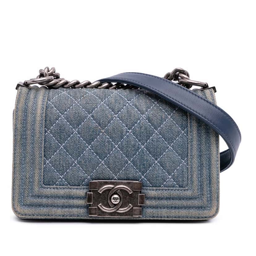 Chanel Small Quilted Denim Boy Flap Blue Denim Good condition - Front View