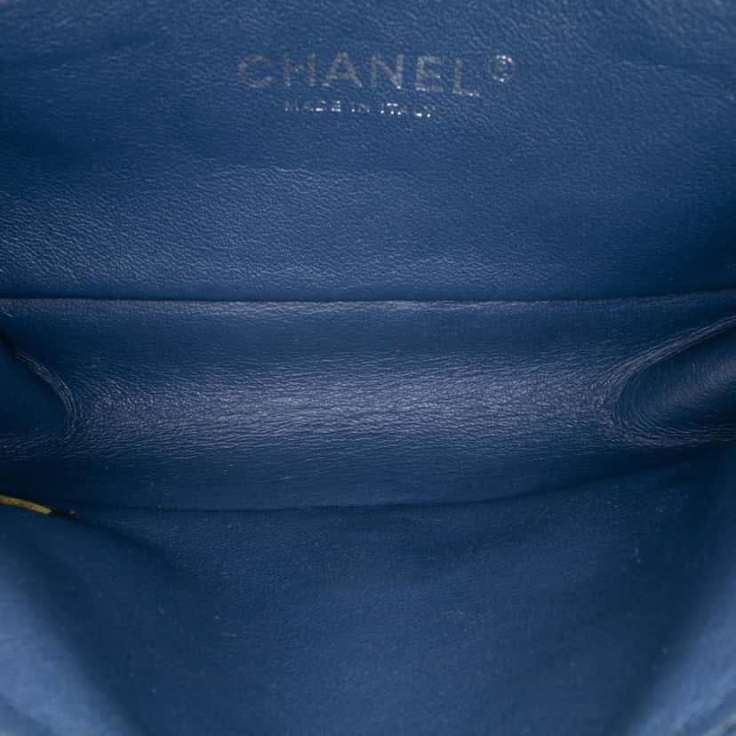 Chanel Small Quilted Denim Boy Flap Blue Denim Good condition - Model View
