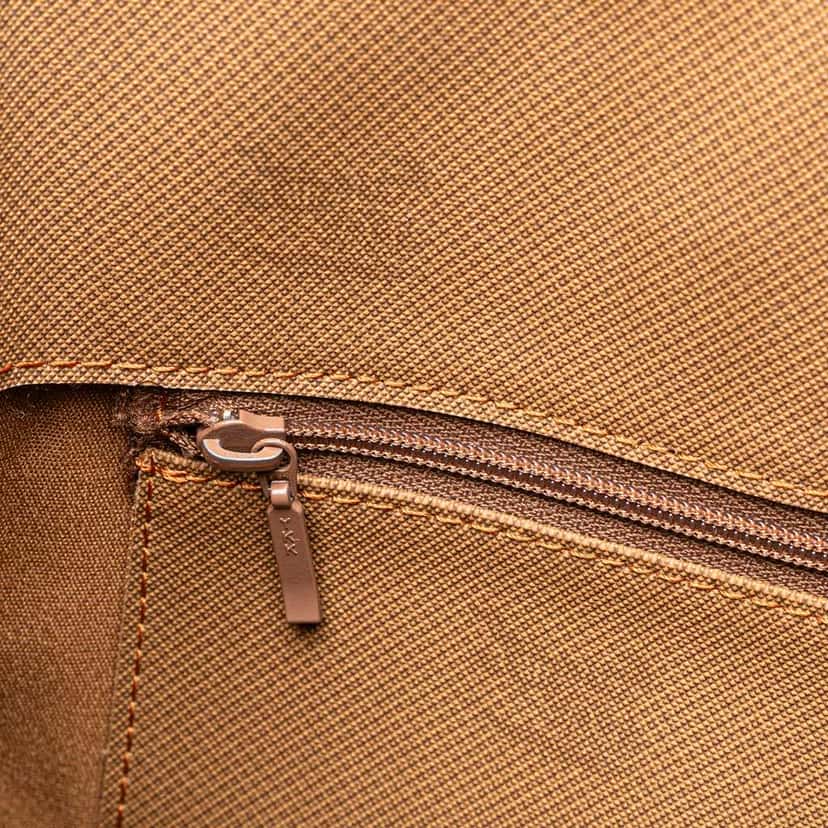 Burberry Haymarket Check Canvas Tote Brown Canvas Good condition - Box View