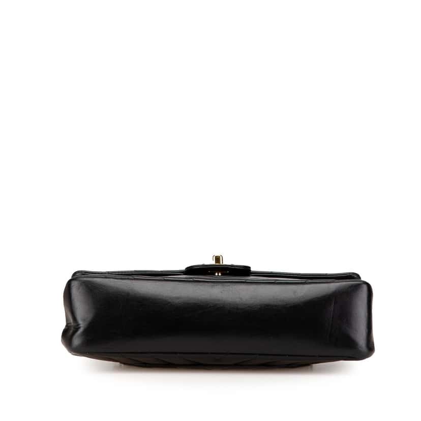 Chanel Medium Classic Chevron Lambskin Double Flap Black Leather Good condition - Inside View