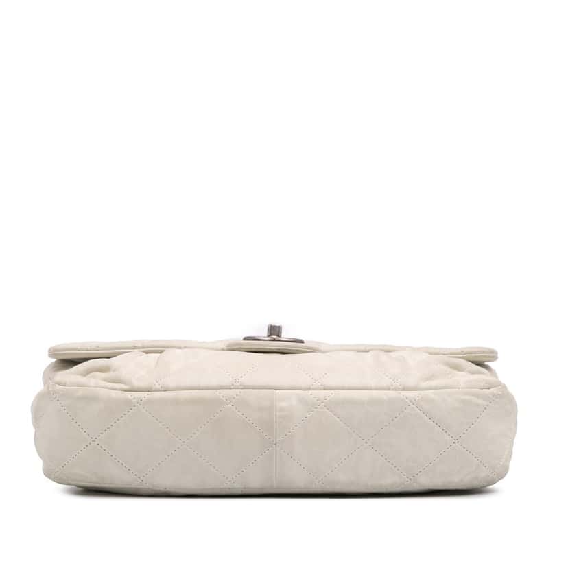Chanel Large Iridescent Calfskin Chic Quilt Flap White Leather Fair condition - Inside View