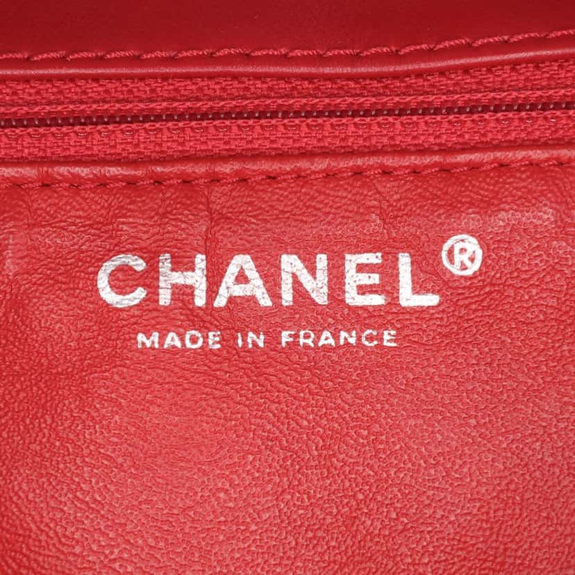 Chanel CC Chevron Patent Accordion Single Flap Red Leather Good condition - Box View