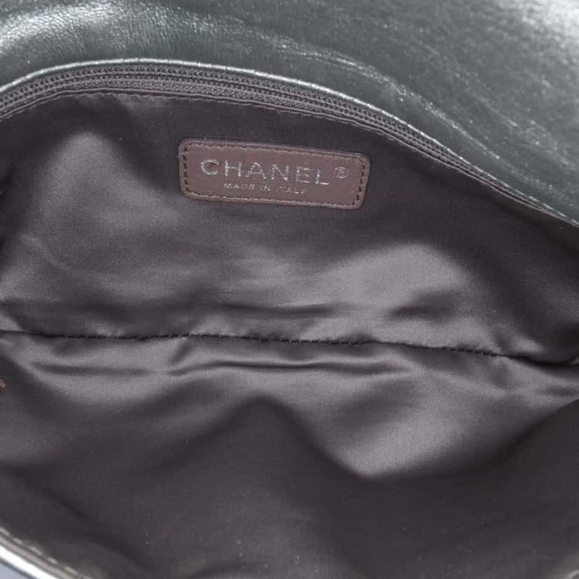 Chanel Quilted Metallic Distressed Lambskin CC Crystal Flap Brown Leather Fair condition - Model View