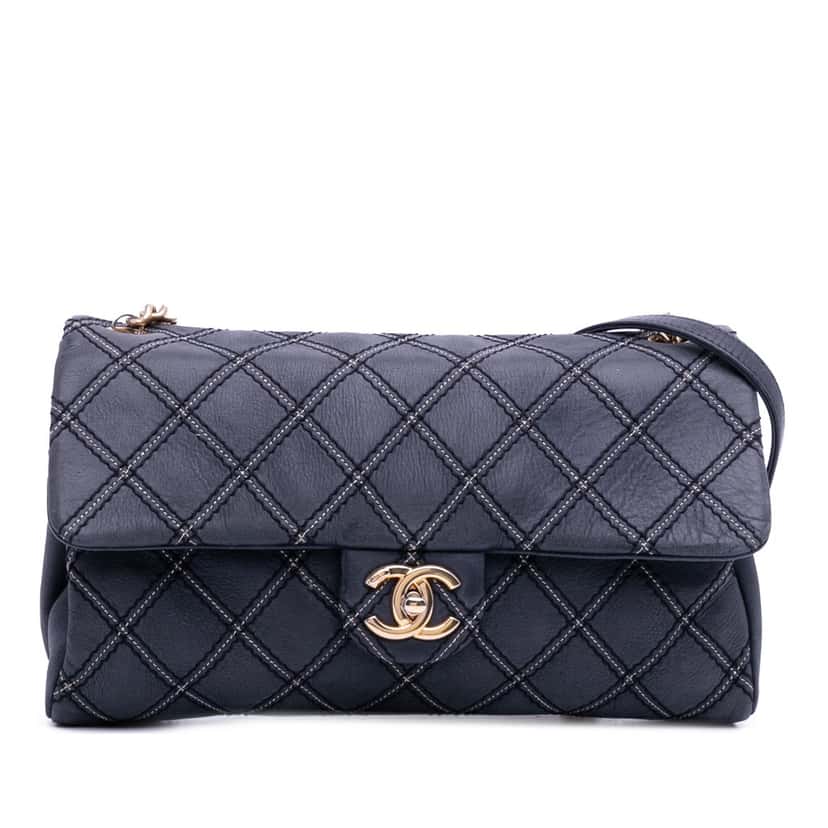 Chanel Jumbo Quilted Calfskin Triple Stitched Flap Blue Leather Good condition - Front View