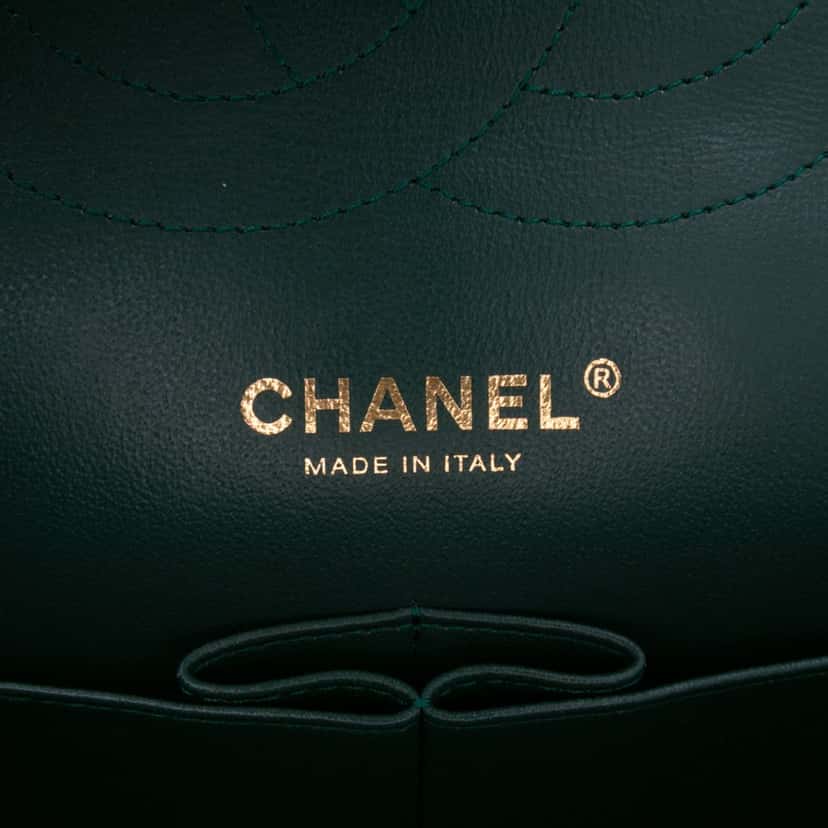 Chanel Jumbo Classic Chevron Lambskin Double Flap Green Leather Good condition - Box View