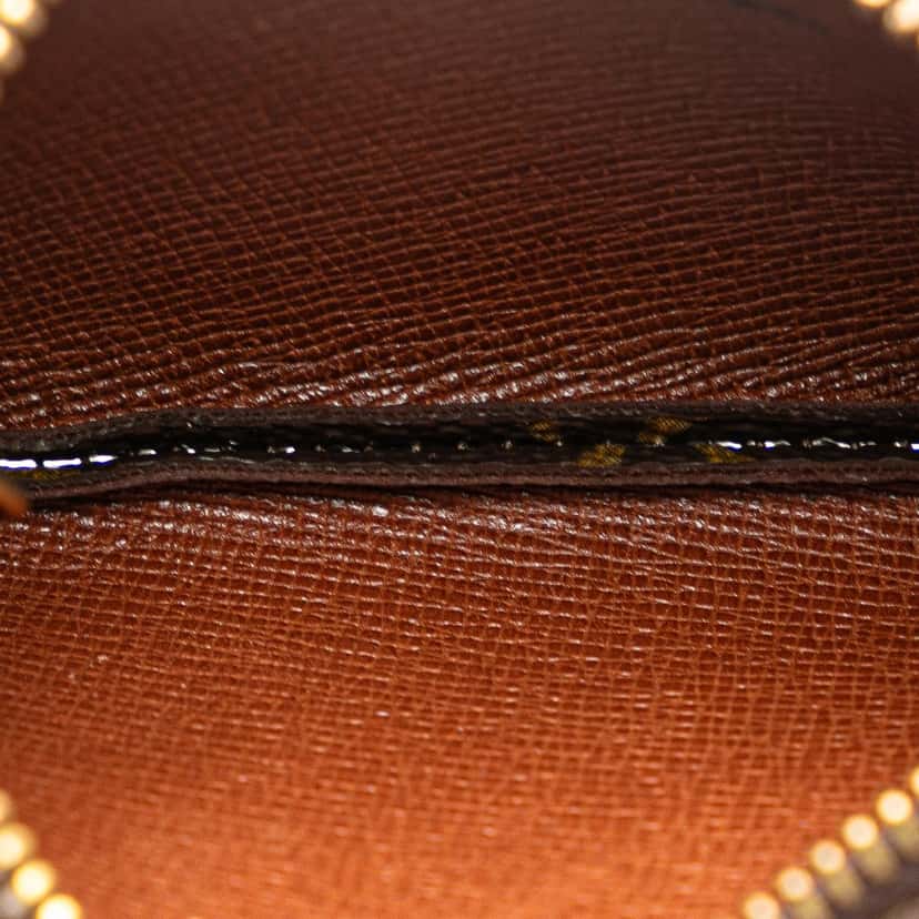Louis Vuitton Monogram Pochette Cles Brown Canvas Good condition - Model View