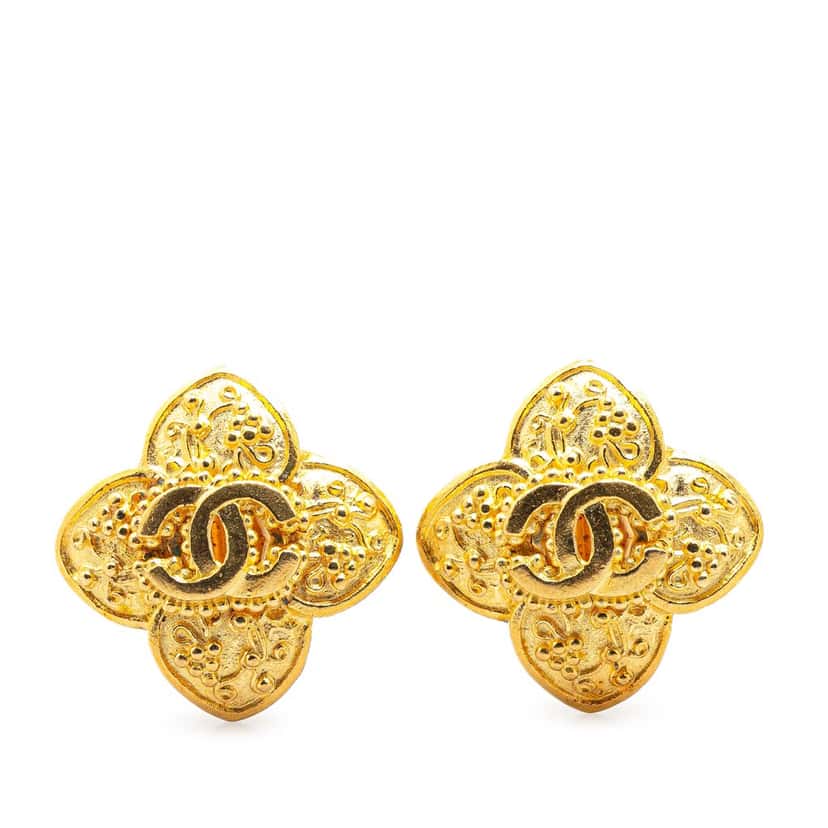 Chanel Gold Plated CC Clover Clip On Earrings Gold Metal Good condition - Front View
