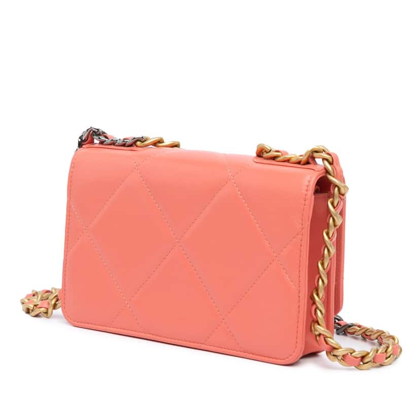 Chanel Quilted Lambskin 19 Wallet on Chain Pink Leather Good condition - Back View
