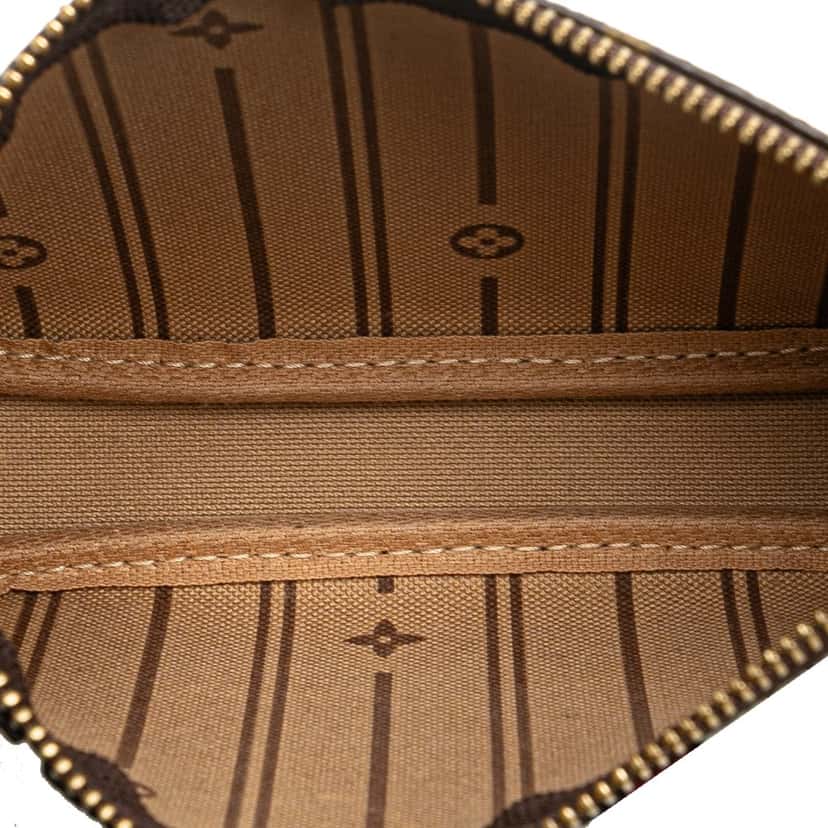 Louis Vuitton Monogram Patch Mini Pochette Accessoires Brown Canvas Good condition - Model View