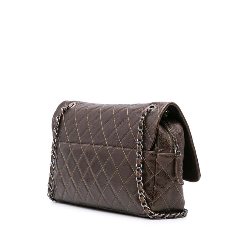Chanel Jumbo Quilted Iridescent Caviar Easy Flap Brown Leather Good condition - Back View