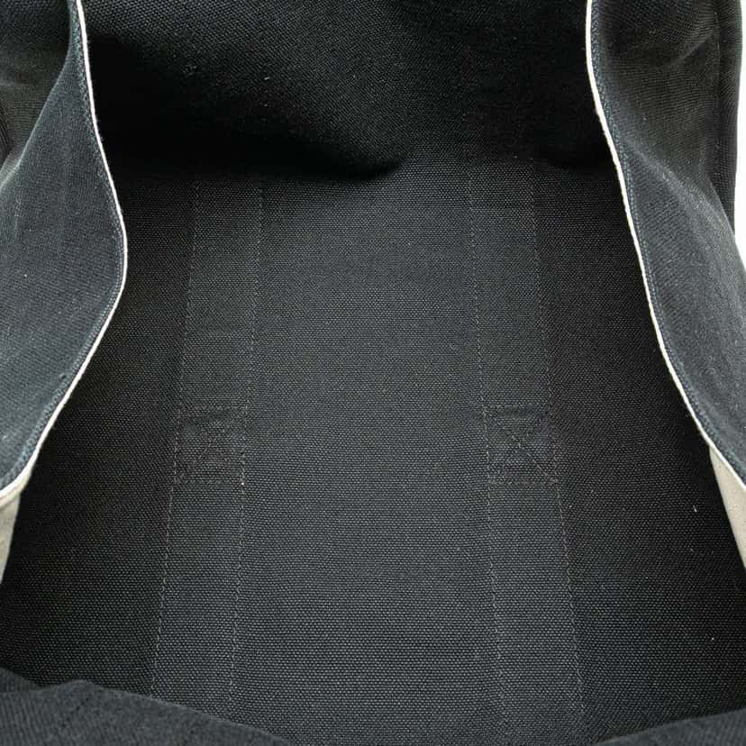 Hermès Toile Cannes MM Black Canvas Good condition - Model View