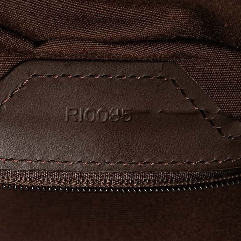 Louis Vuitton Epi Sac Plat GM Brown Leather Good condition - Box View