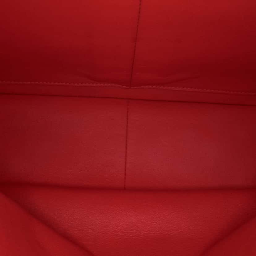 Chanel Jumbo Classic Patent Double Flap Red Leather Good condition - Model View