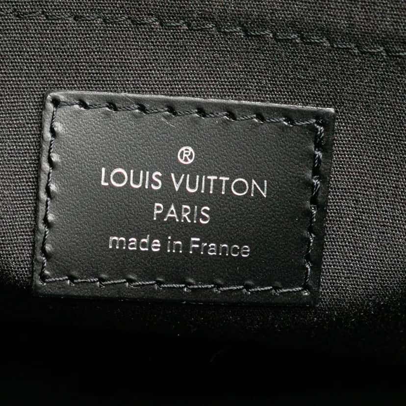 Louis Vuitton Epi Passy PM Black Leather Good condition - Box View