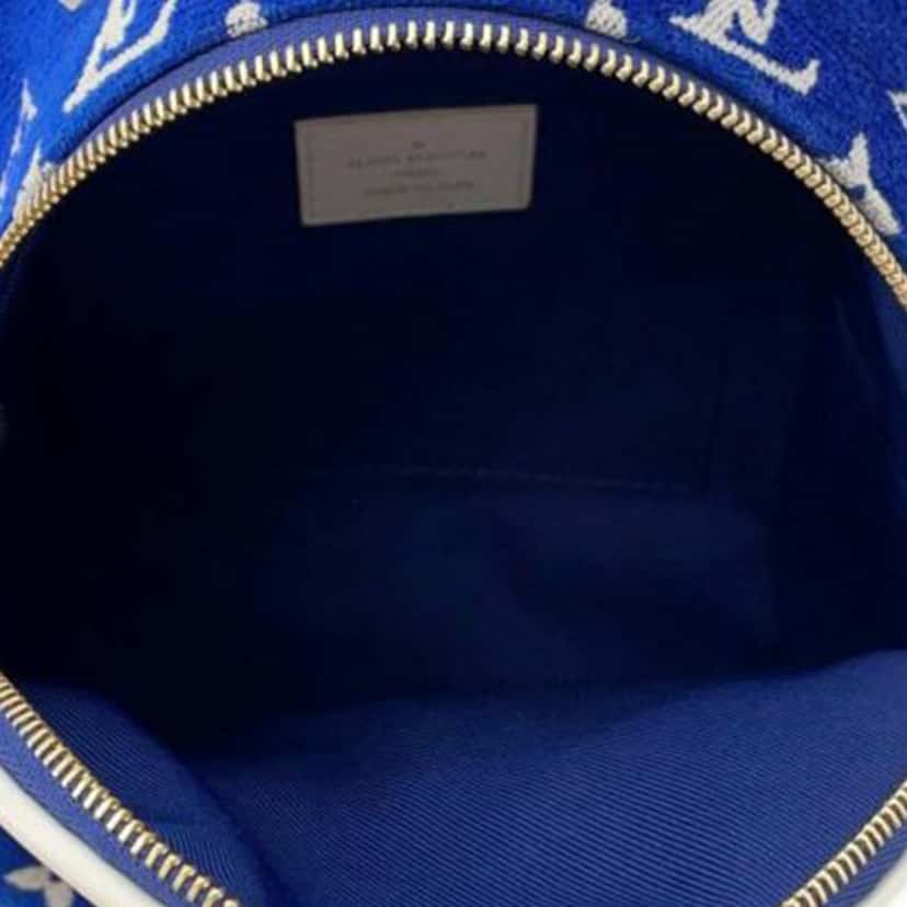 Louis Vuitton Monogram Jacquard Velvet Mini Palm Springs Blue Velvet Good condition - Model View