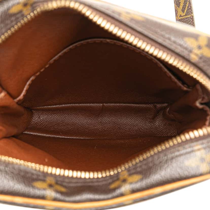 Louis Vuitton Monogram Danube Brown Canvas Good condition - Model View
