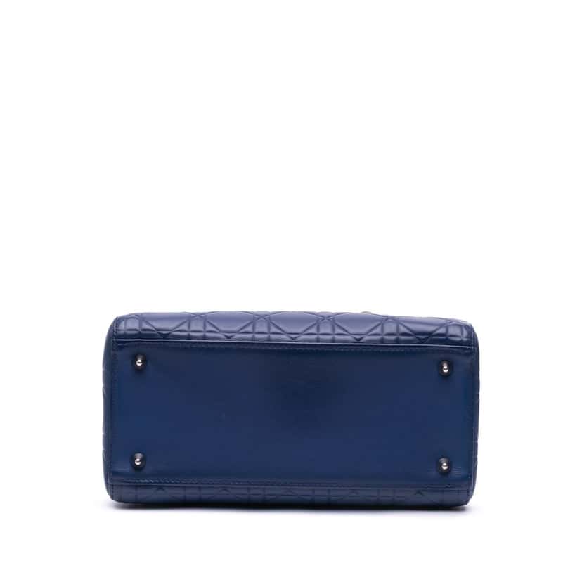 Dior Medium Ultra Matte Calfskin Embossed Cannage Lady Dior Blue Leather Good condition - Inside View