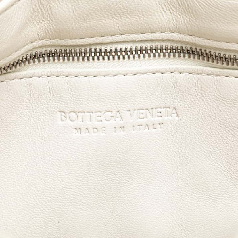 Bottega Veneta Nappa Intrecciato Padded Cassette Crossbody White Leather Good condition - Box View