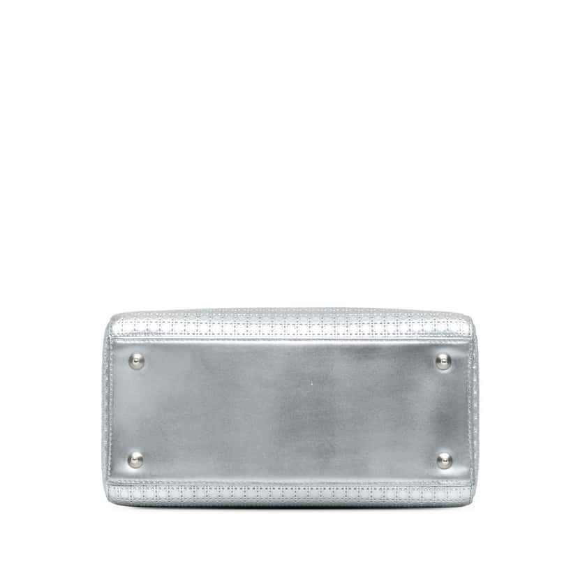 Dior Medium Metallic Patent Microcannage Lady Dior Silver Leather Good condition - Inside View