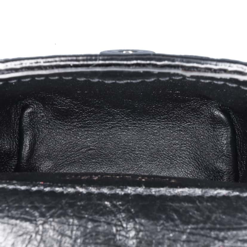 Saint Laurent Micro Crinkled Leather Niki Airpods Case with Chain Black Leather Very good condition - Model View