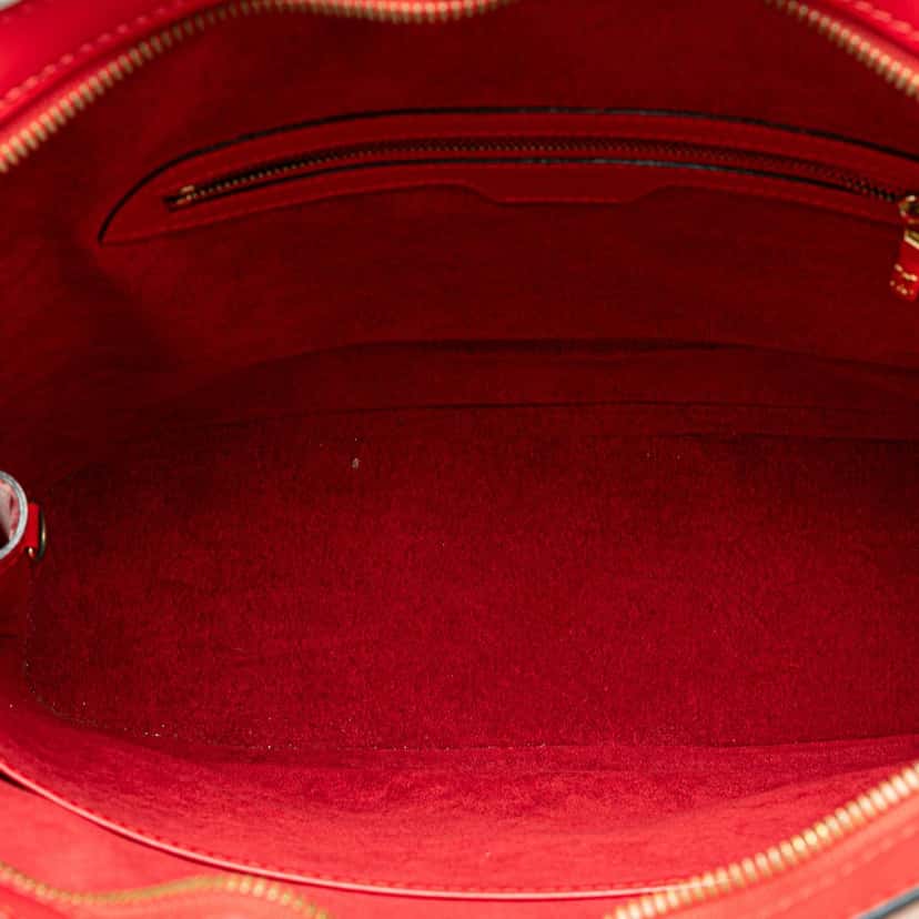Louis Vuitton Epi Lussac Red Leather Good condition - Model View