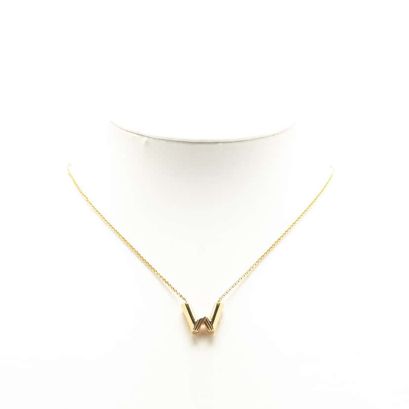 Louis Vuitton Gold Plated LV and Me Letter W Pendant Necklace Gold Metal Good condition - Box View