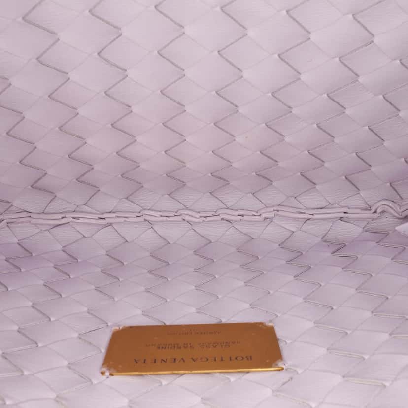 Bottega Veneta Limited Edition Murano Glass Lambskin Intrecciato Sardine Purple Leather Good condition - Model View