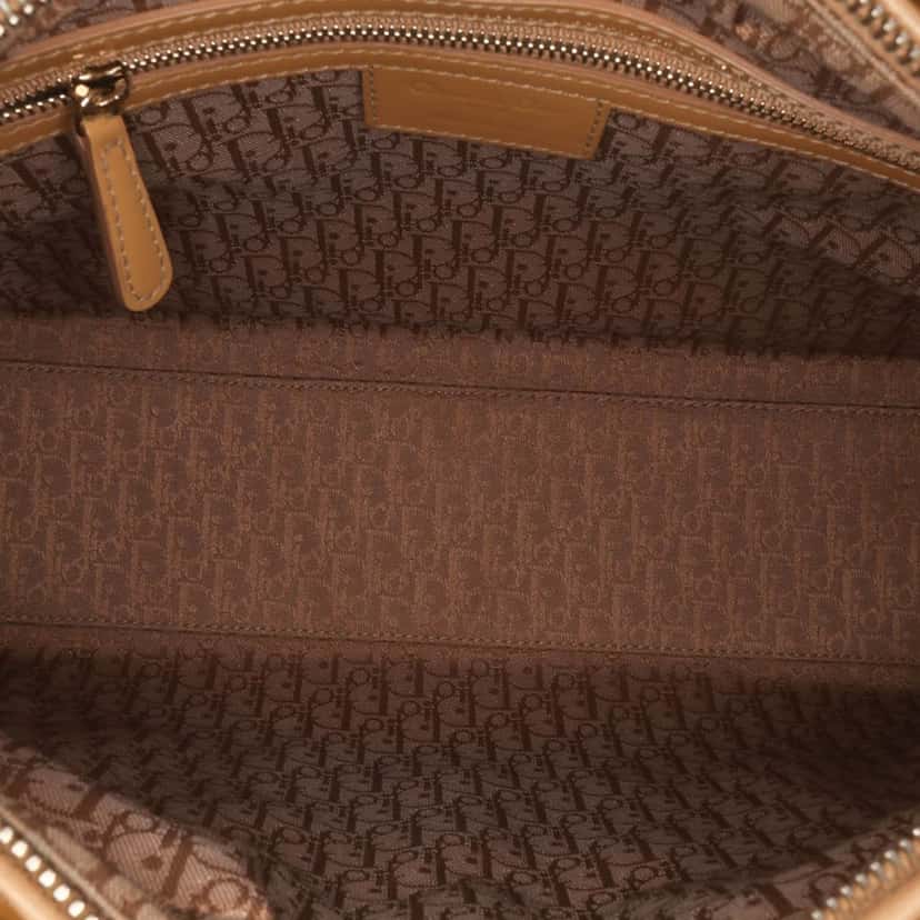 Dior Large Patent Cannage Lady Dior Brown Leather Good condition - Model View