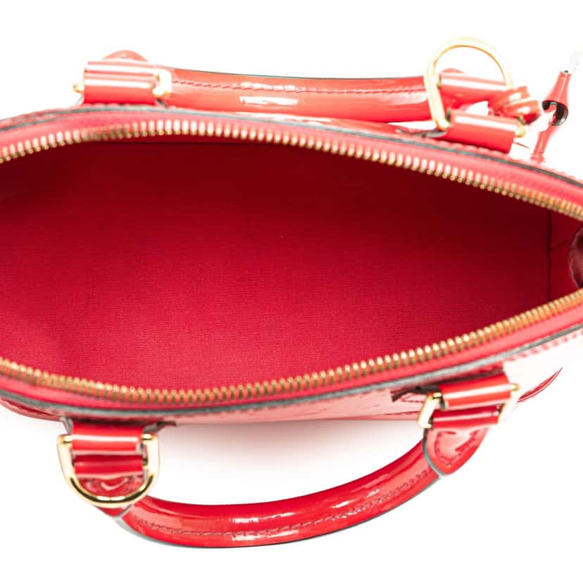Louis Vuitton Monogram Vernis Alma BB Red Leather Good condition - Model View