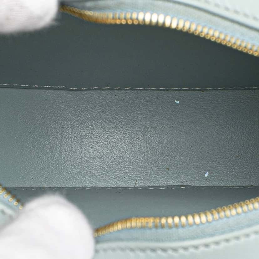 Celine Small Calfskin Cuir Triomphe Oval Crossbody Blue Leather Very good condition - Model View