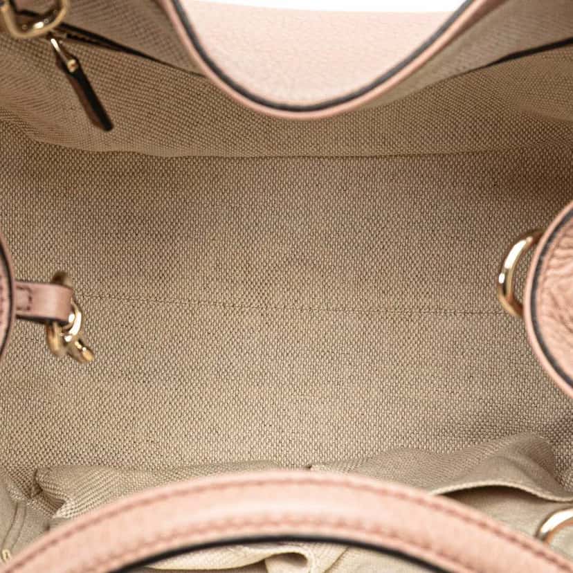 Gucci Small Leather Soho Satchel Pink Leather Good condition - Model View