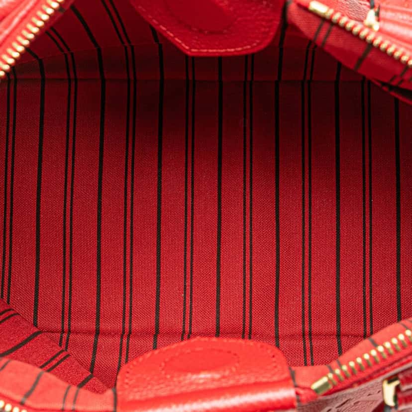 Louis Vuitton Monogram Empreinte Mazarine PM Red Leather Good condition - Model View