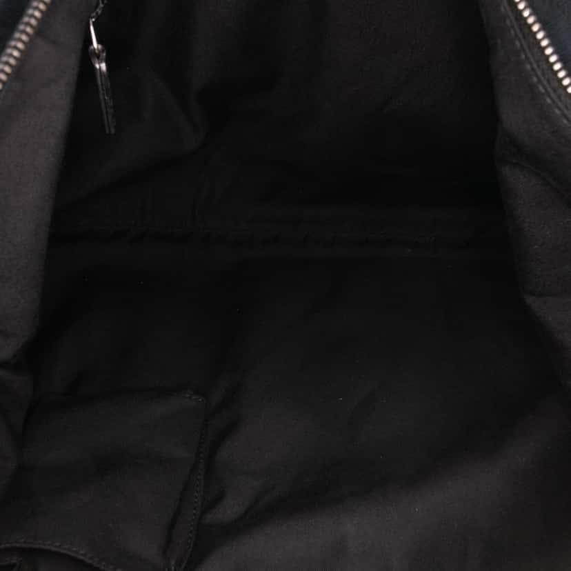 Gucci Medium GG Canvas Web Half Moon Crossbody Black Canvas Good condition - Model View