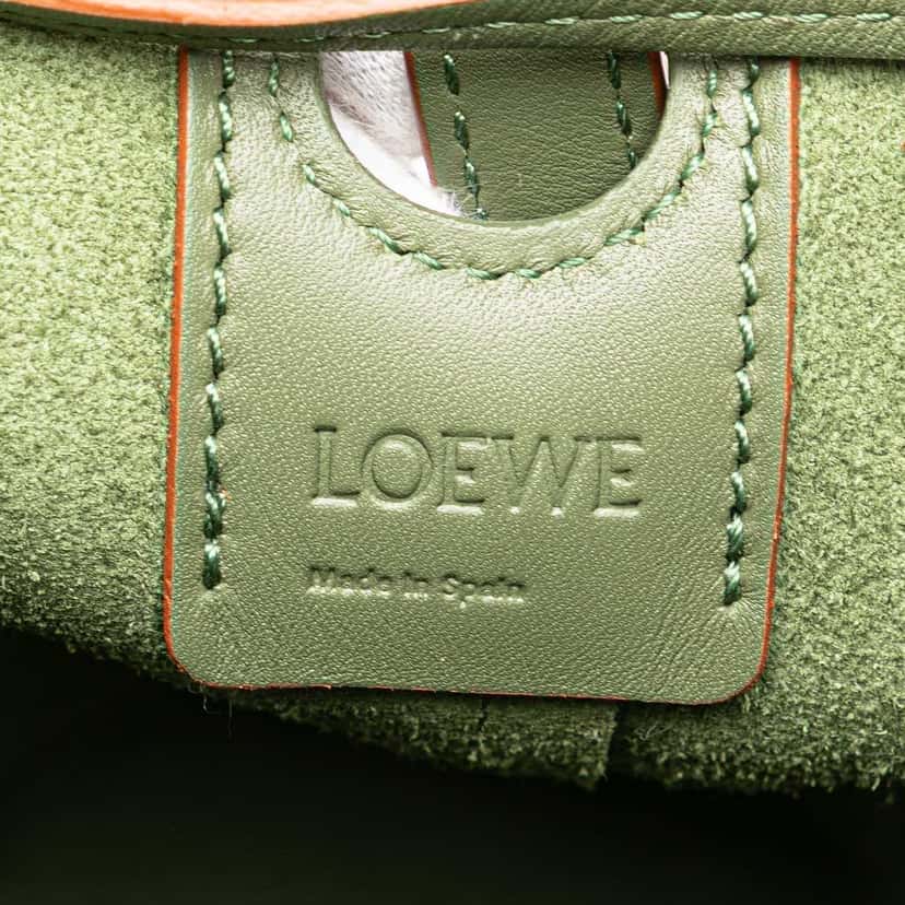 Loewe Mini Leather Balloon Bucket Bag Green Leather Good condition - Box View
