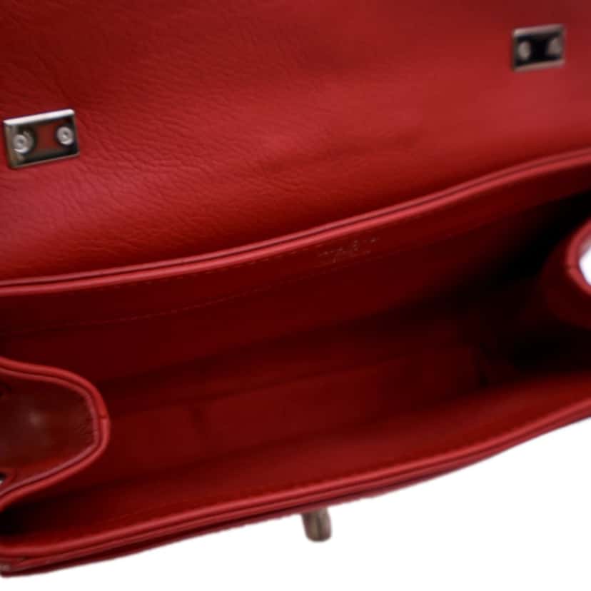 Louis Vuitton Leather Lockme II BB Red Leather Very good condition - Model View