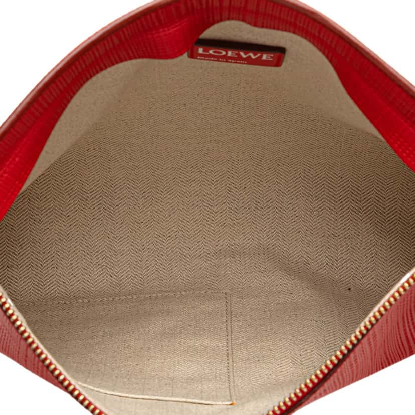Loewe Leather Anagram T Clutch Red Leather Good condition - Model View