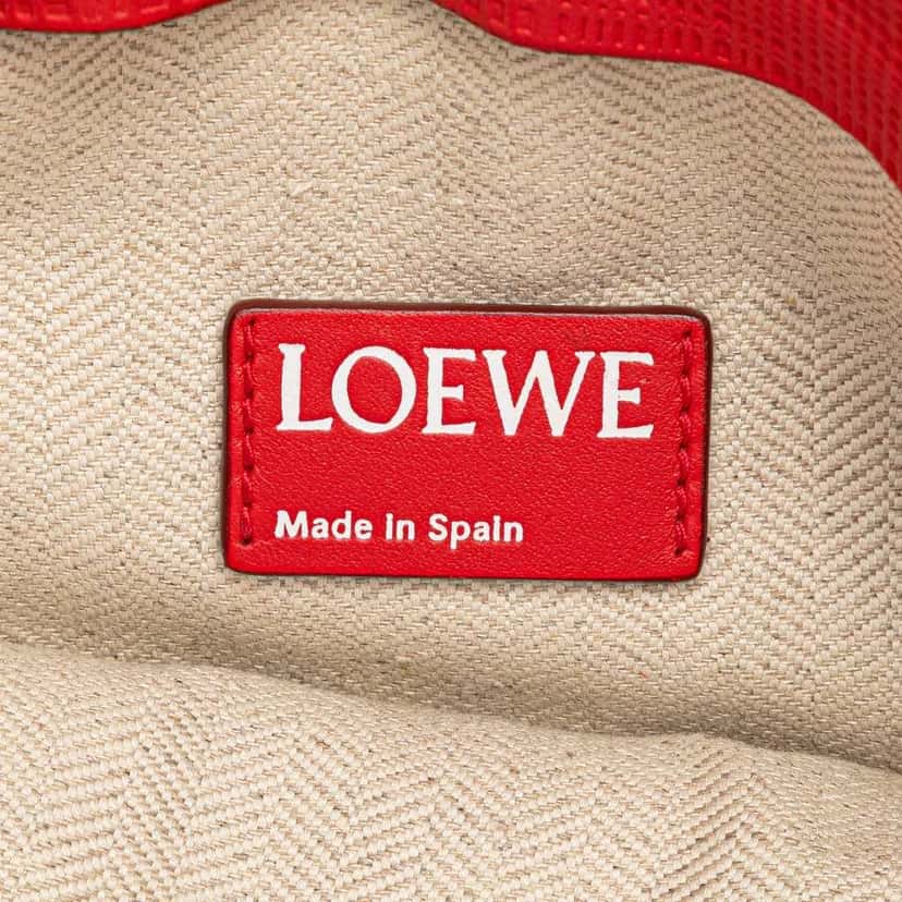 Loewe Leather Anagram T Clutch Red Leather Good condition - Box View