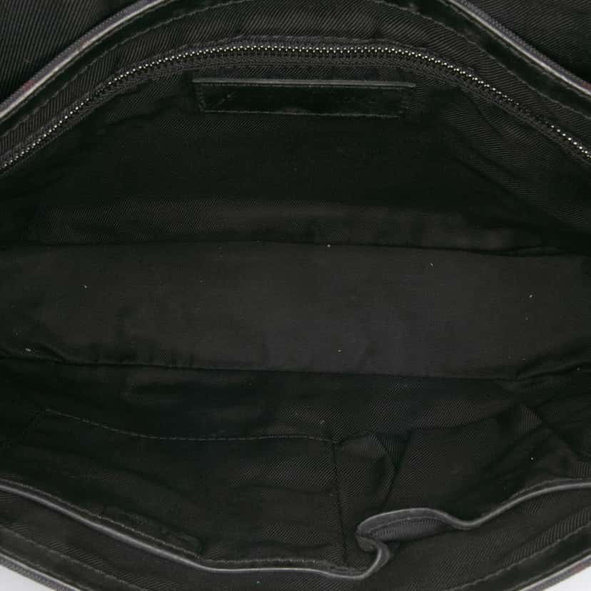 Burberry Smoke Check Nylon Messenger Bag Black Good condition - Model View
