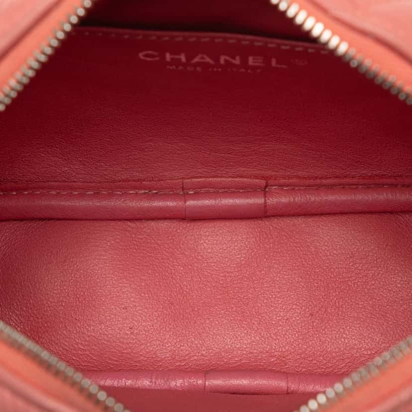 Chanel Mini Lambskin Camera Case Pink Leather Good condition - Box View