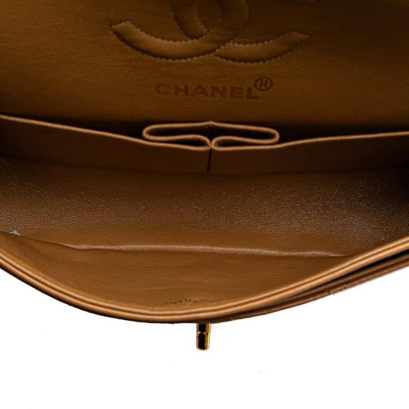 Chanel Small Classic Lambskin Double Flap Brown Leather Good condition - Model View