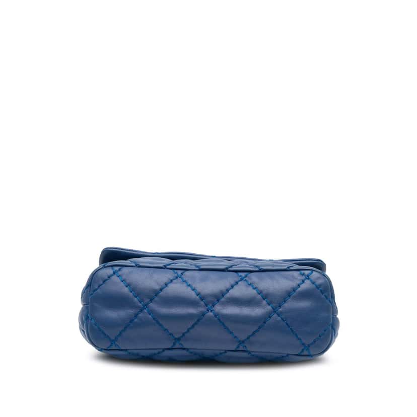 Chanel Small Calfskin Love Me Tender Flap Blue Leather Very good condition - Inside View