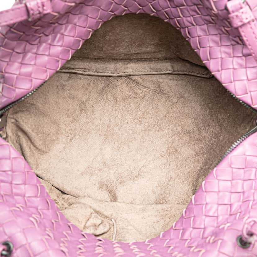 Bottega Veneta Nappa Intrecciato Cube Crossbody Purple Leather Very good condition - Model View