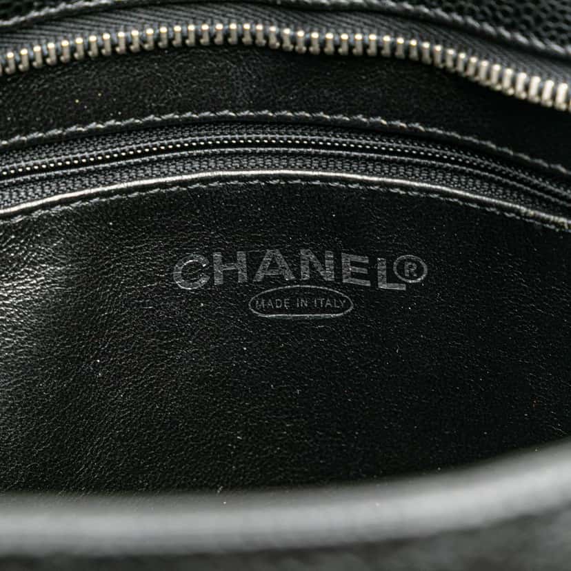 Chanel Caviar Medallion Tote Black Leather Good condition - Box View