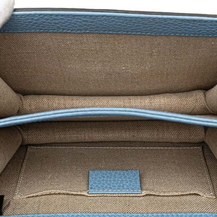 Gucci Small Dollar Calfskin Interlocking G Crossbody Blue Leather Very good condition - Model View