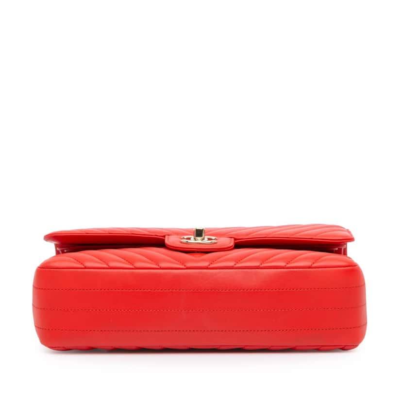 Chanel Medium Classic Chevron Lambskin Double Flap Red Leather Good condition - Inside View